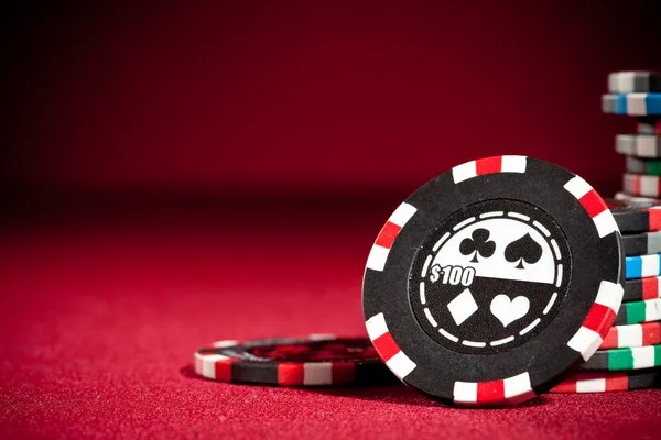 pokercc Aviator: Real-Time Crash Gaming